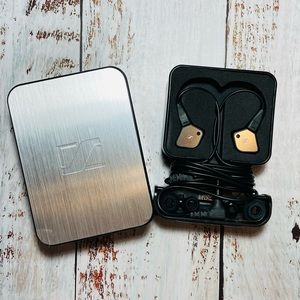 Sennheiser IE 80 Earbud Headphones